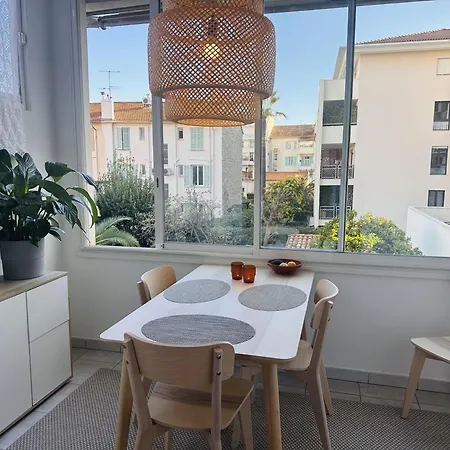 Bright One Bedroom In The Center Of Cannes13 Minutes Walk To The Palais Des Festivals - 2290 Apartment